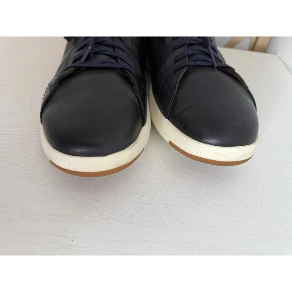 Cole Haan quickly packed